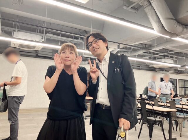 📣「あまづくりパビリオン実行委員会」に参加しました！✨

こんにちは！AtomsWorldの佐野です。

昨日、オープンイノベーション拠点「ARKade（アーケード）」にて実施された「あまづくりパビリオン実行委員会」に参加しました😊

今回も、2月に開催予定のイベントに向けた企画や運営について、関係者の皆さんとさまざまな意見を出し合いました！

ご来場いただく皆さんに楽しんでいただけるイベントになるよう、委員会メンバー一丸となって準備を進めてまいります✨

詳細が決まりましたら、改めてお知らせしますので、楽しみにしていただけるとうれしいです😊

企業情報はプロフィールのURLから👉 atomsworld.co.jp
弊社ZEB社屋の見学をご希望の方は、ぜひコメント欄からご連絡ください！

#AtomsWorld #あまづくりパビリオン #尼崎 #イベント #ARKade